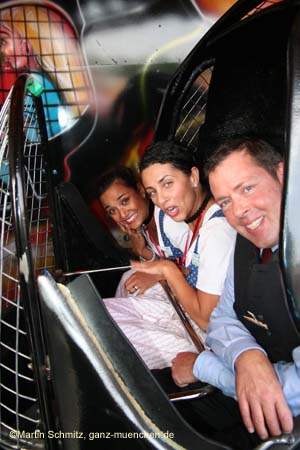 060925lufthansa_wiesn81