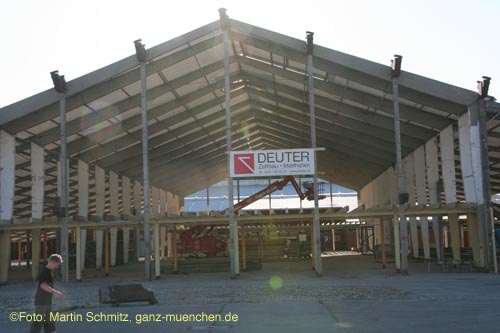 070801wiesnaufbau12