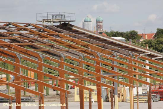 110725wiesnaufbau001