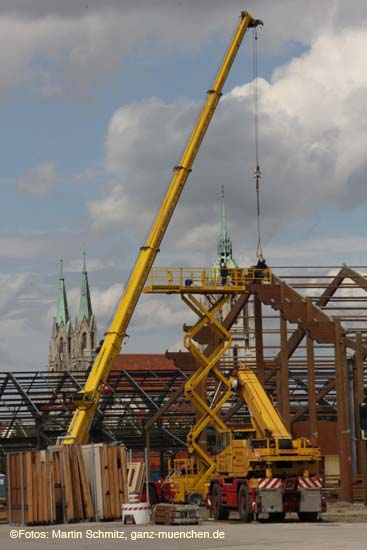 110725wiesnaufbau025