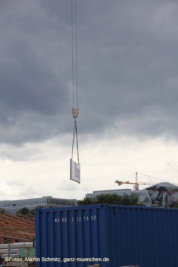 110725wiesnaufbau033