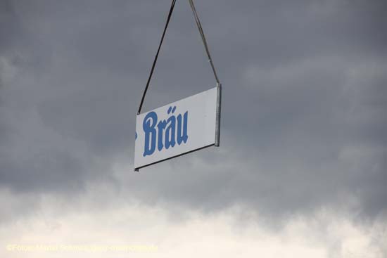 110725wiesnaufbau034