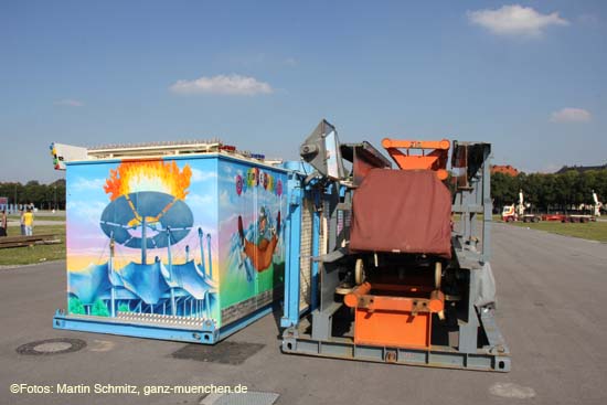 110817wiesnaufbau_08