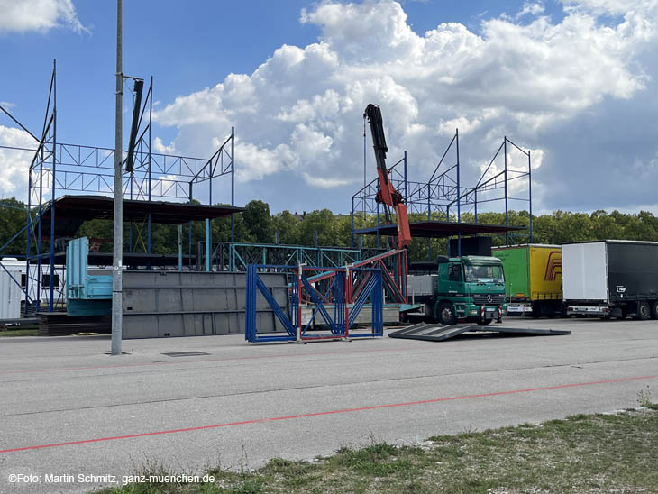 Impressionen Wiesnaufbau Tag 63 - 21.08.2022 (Sonntag) - Aufbau Geister Palast von Kunz / 220821wiesnaufbau006 ©Fotos: Martin Schmitz 