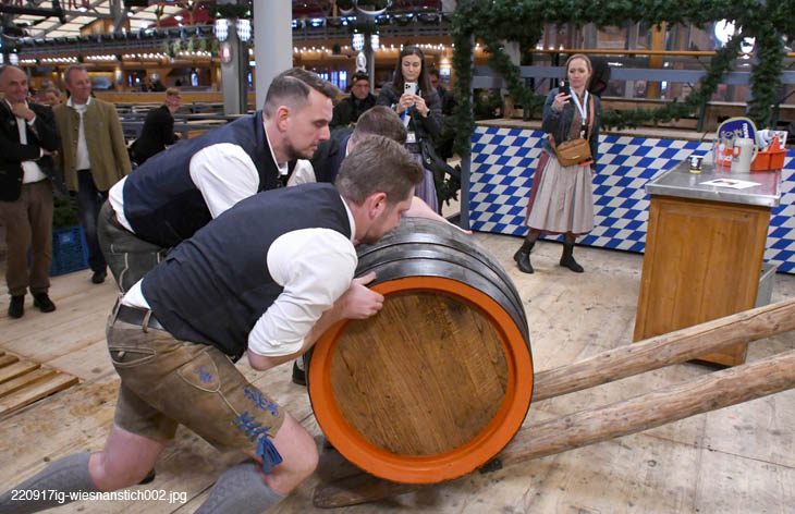 220917ig-wiesnanstich002