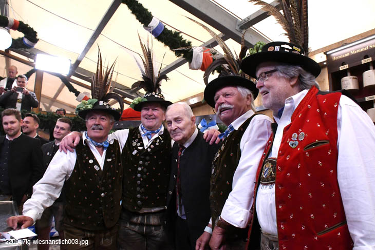 220917ig-wiesnanstich003