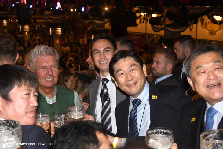 220917ig-wiesnanstich043