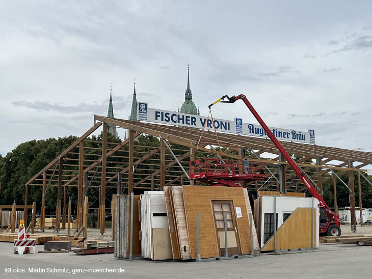 230718wiesnaufbau08-007