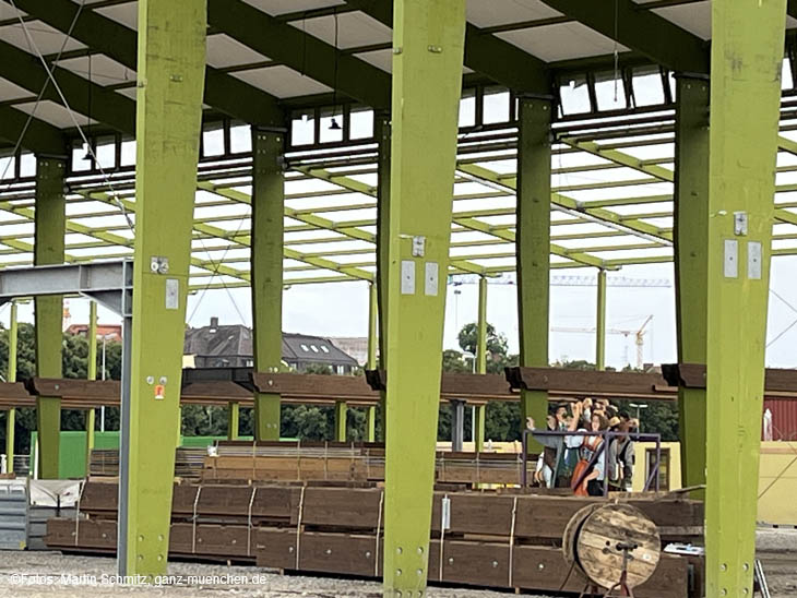 230718wiesnaufbau08-008