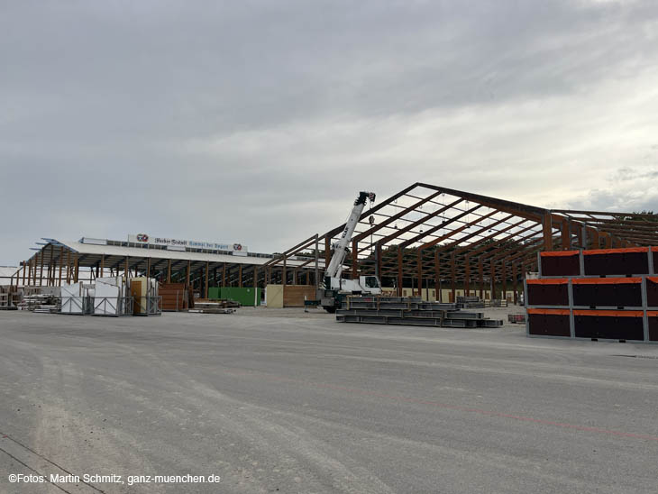 230718wiesnaufbau08-009