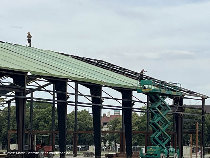 230718wiesnaufbau08-013