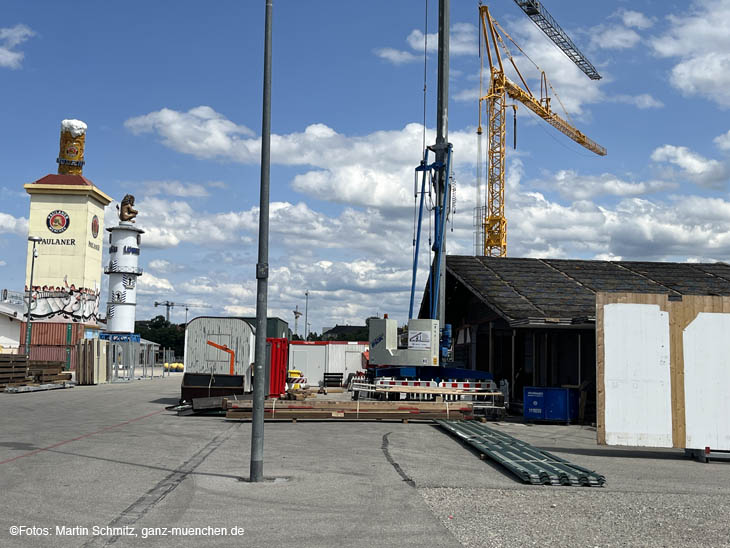 230722wiesnaufaufbau12-018