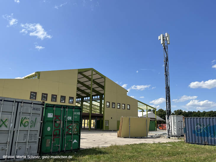 230722wiesnaufaufbau12-022