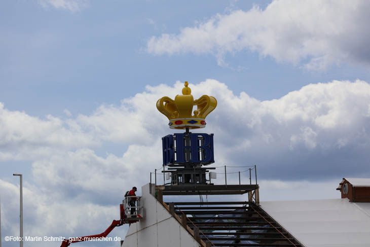 230808wiesnaufbau29-003