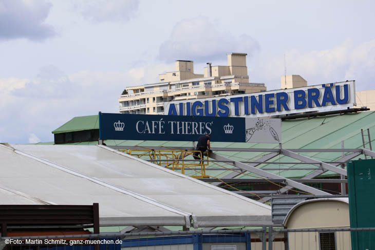 230808wiesnaufbau29-030