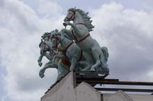 230808wiesnaufbau29-002