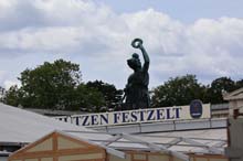 230808wiesnaufbau29-010