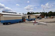 230808wiesnaufbau29-011