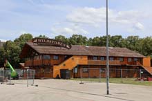 230808wiesnaufbau29-026