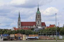 230808wiesnaufbau29-028