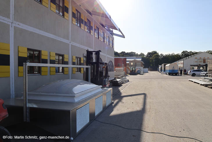 230811wiesnaufbau32-016