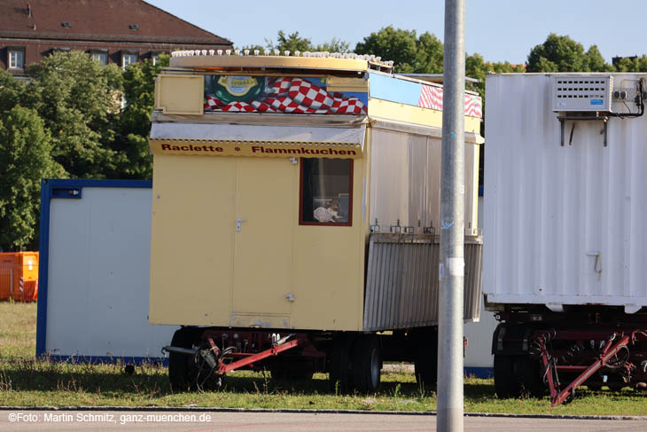 230811wiesnaufbau32-024