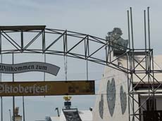 240726wiesnaufbau008