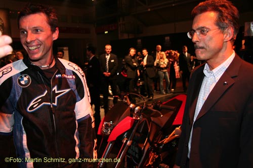 070321bmw_streetbike42