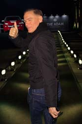 140123opel_bryanadams05