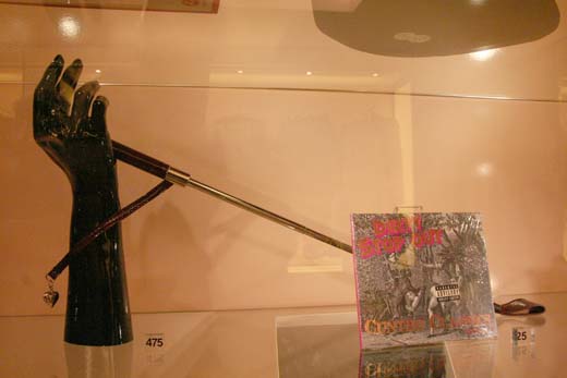 081120agentprovocateur009