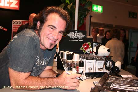 060529tico_torres_lutz88