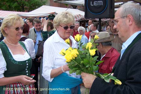 050430maidult059