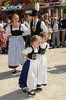 090425_ig_maidult18