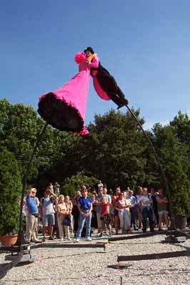 03tollwood2_h08strange0039