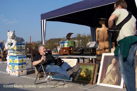 050415brk_flohmarkt24