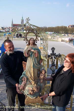 050415brk_flohmarkt34