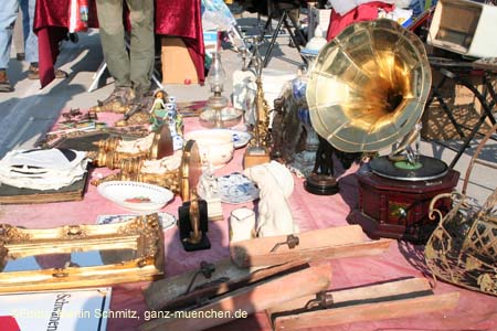 060422brk_flohmarkt15