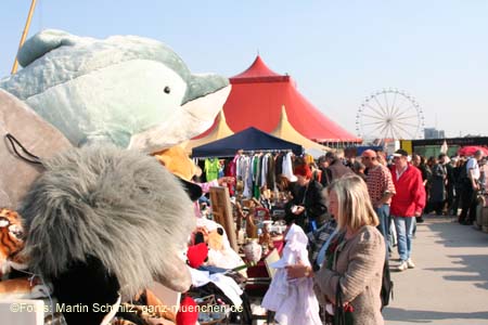 060422brk_flohmarkt16