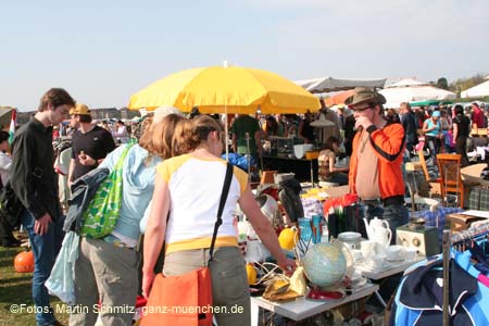 060422brk_flohmarkt50