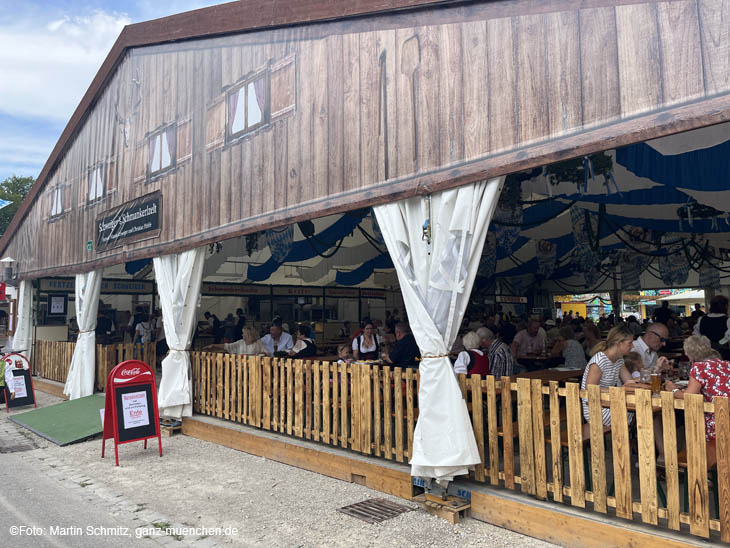 Impressionen Anstich & Impressionen Dachauer Volksfest 2022 / 220813dachau-volksf044 ©Fotos: Martin Schmitz