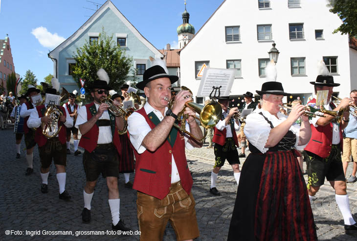 Einzug Dachauer Volksfest 2024 (Ingrid Grossmann)