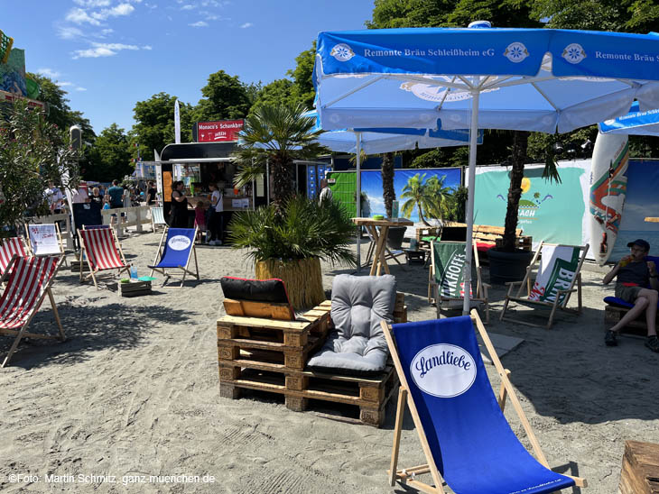 Impressionen Lohhofer Volksfest 2022 / Beach Biergarten / 220604lohhofer-volksfest019 