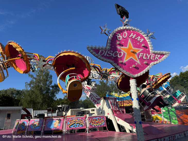 "Disco Flyer" von Böhm auf dem 70. Olchinger Volksfest 2022 - 220610olchinger-volksf010.jpg (©Foto: Martin Schmitz(