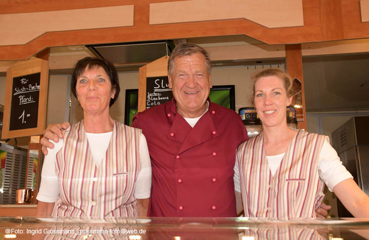 S&uuml;&szlig;er Stadl mit Norbert Lange auf dem 50. Unterhachinger B&uuml;rgerfest 2024 (&copy;Foto: Ingrid Grossmann)